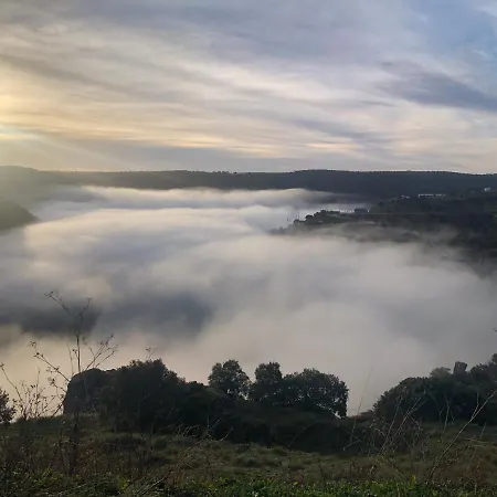 Affittacamere Pensao Vista Bela Miranda do Douro