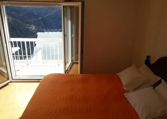 Pensao Vista Bela 3* Miranda del Duero